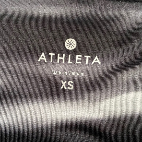 Athleta Patterned Cropped Leggings - Picture 4 of 7